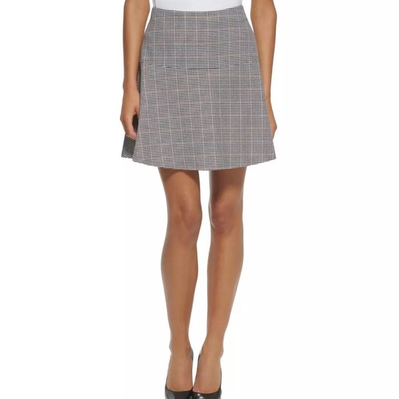 Tommy Hilfiger plaid checkered zip up mini skirt size 4 NWT - Picture 1 of 5